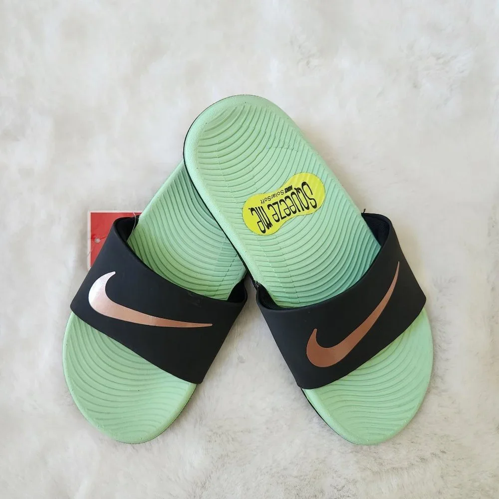 Nike Kawa Slide 819352 010 Unisex Kids  Black/Bronze Size 1Y NWT